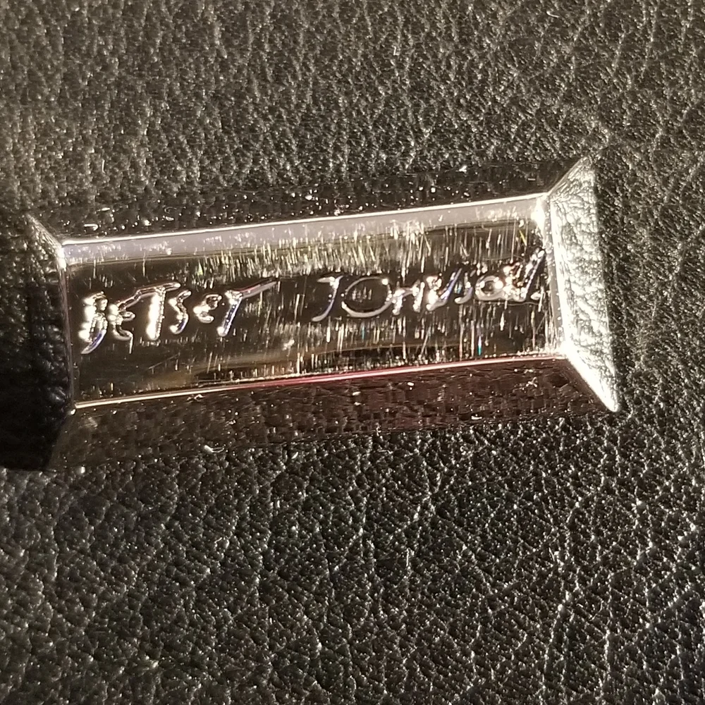 NWOT Betsey Johnson Shoulder Bag - Picture 6 of 12